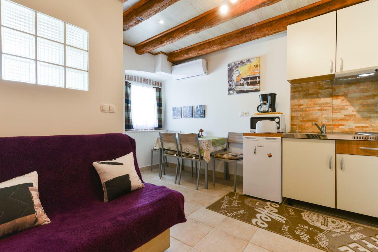 Studios Villa Romantica Zadar Extérieur photo
