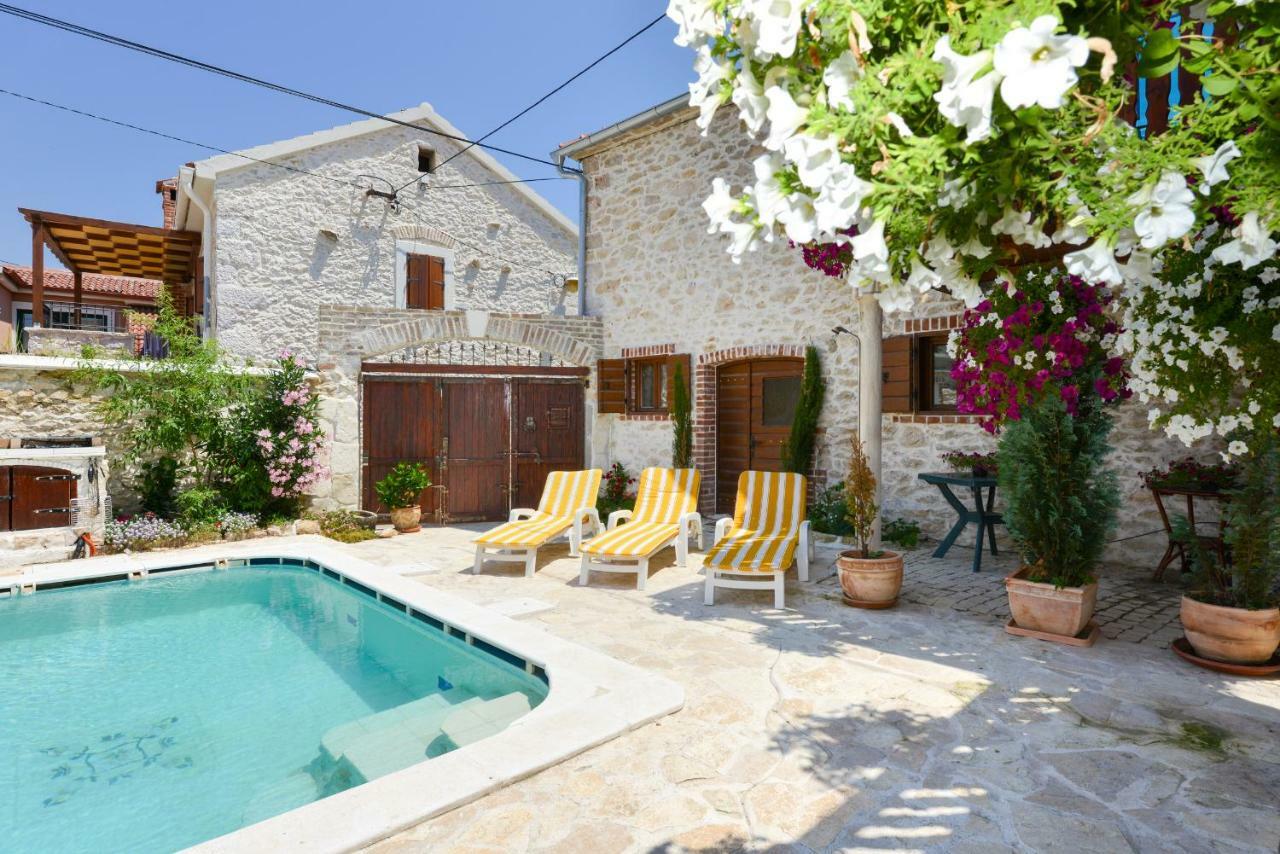 Studios Villa Romantica Zadar Extérieur photo